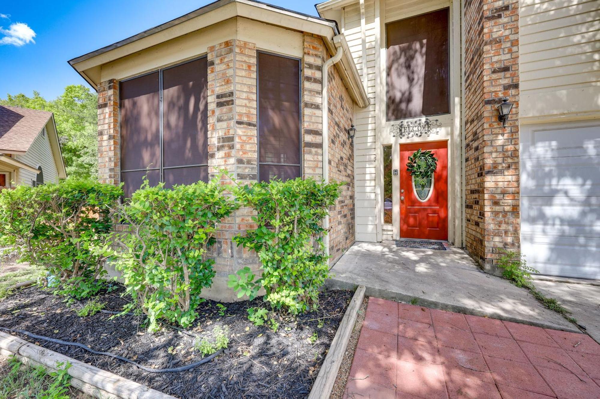 Spacious San Antonio Home Google Fiber, Game Room Bagian luar foto